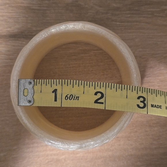 Vintage Leaf Design Engraved Bracelet - Picture 7 of 9